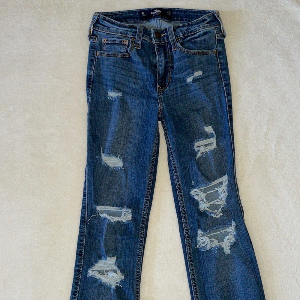 Hollister Mid-Rise Boot Jeans